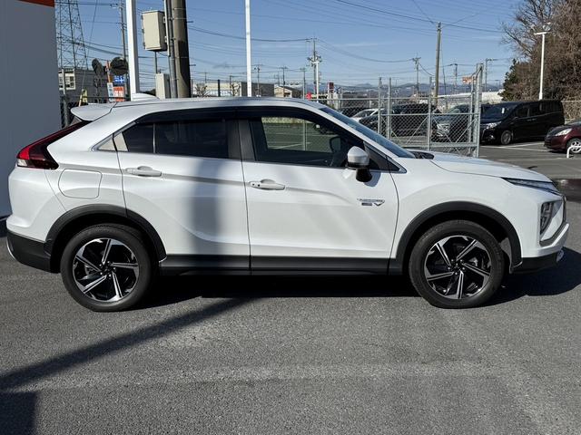 エクリプスクロスＰＨＥＶ Ｇ　禁煙車　純正ナビ　バックカメラ　フルセグ　ハーフレザーシート　シートヒーター　パワーシート　アダプティブクルーズコントロール　衝突被害軽減ブレーキ　ステアリングヒーター　パドルシフト　ＡＣ１００Ｖ電源（9枚目）