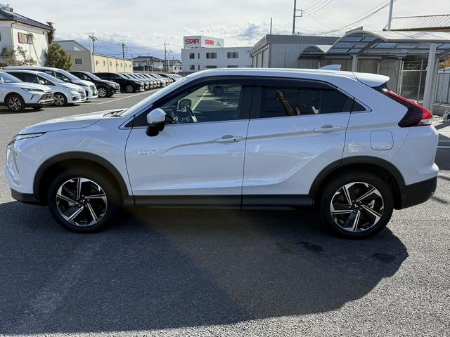 エクリプスクロスＰＨＥＶ Ｇ　禁煙車　純正ナビ　バックカメラ　フルセグ　ハーフレザーシート　シートヒーター　パワーシート　アダプティブクルーズコントロール　衝突被害軽減ブレーキ　ステアリングヒーター　パドルシフト　ＡＣ１００Ｖ電源（11枚目）