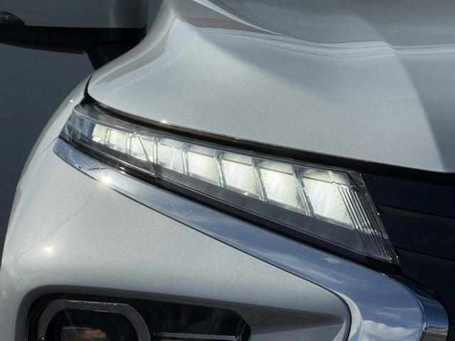 エクリプスクロスＰＨＥＶ Ｇ　禁煙車　純正ナビ　バックカメラ　フルセグ　ハーフレザーシート　シートヒーター　パワーシート　アダプティブクルーズコントロール　衝突被害軽減ブレーキ　ステアリングヒーター　パドルシフト　ＡＣ１００Ｖ電源（12枚目）