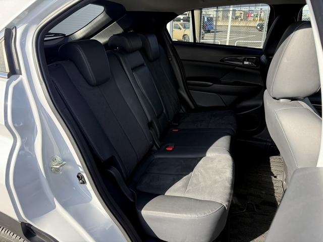 エクリプスクロスＰＨＥＶ Ｇ　禁煙車　純正ナビ　バックカメラ　フルセグ　ハーフレザーシート　シートヒーター　パワーシート　アダプティブクルーズコントロール　衝突被害軽減ブレーキ　ステアリングヒーター　パドルシフト　ＡＣ１００Ｖ電源（16枚目）