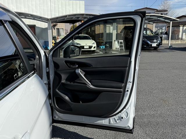 エクリプスクロスＰＨＥＶ Ｇ　禁煙車　純正ナビ　バックカメラ　フルセグ　ハーフレザーシート　シートヒーター　パワーシート　アダプティブクルーズコントロール　衝突被害軽減ブレーキ　ステアリングヒーター　パドルシフト　ＡＣ１００Ｖ電源（34枚目）