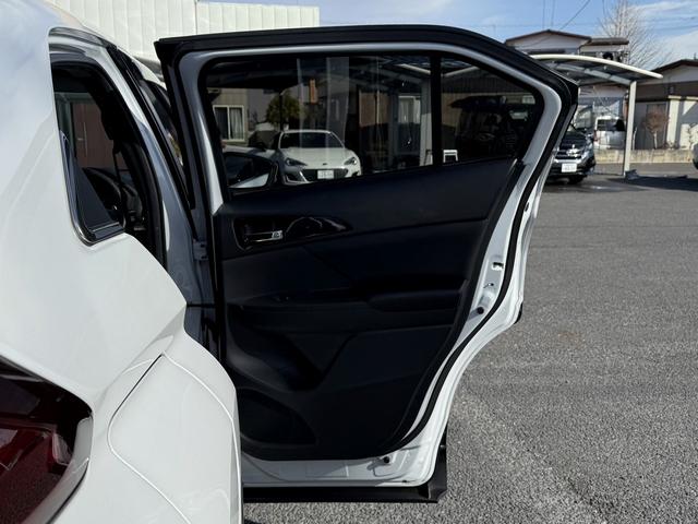 エクリプスクロスＰＨＥＶ Ｇ　禁煙車　純正ナビ　バックカメラ　フルセグ　ハーフレザーシート　シートヒーター　パワーシート　アダプティブクルーズコントロール　衝突被害軽減ブレーキ　ステアリングヒーター　パドルシフト　ＡＣ１００Ｖ電源（35枚目）