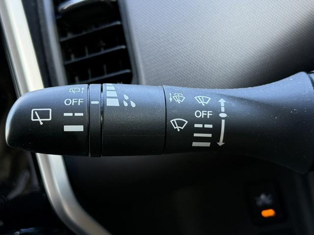 ���Ǝҗl�ւ̔̔��͂��f�肳���Ă��������܂��B�@�Ԍ������ԗ��̏ꍇ�́A�Ԍ����擾�������x�������z�ŕ\�����Ă���܂��B