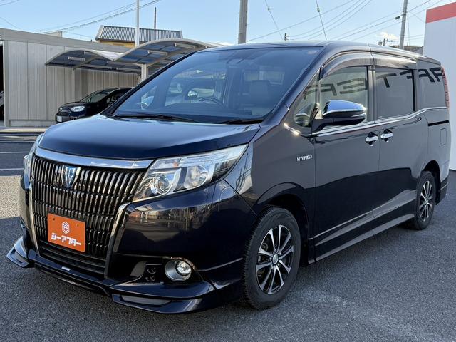 エスクァイア ハイブリッドGi ブラックテーラード 禁煙車 TRDフルエアロ 純正11インチ後席モニター 純正10インチナビ 両側電動スライドドア トヨタセーフティセンスC フルセグ バックカメラ 衝突軽減ブレーキ Bluetooth ビルドインETC(23枚目)