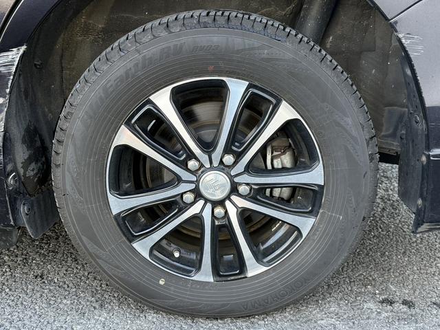 エスクァイア ハイブリッドGi ブラックテーラード 禁煙車 TRDフルエアロ 純正11インチ後席モニター 純正10インチナビ 両側電動スライドドア トヨタセーフティセンスC フルセグ バックカメラ 衝突軽減ブレーキ Bluetooth ビルドインETC(31枚目)