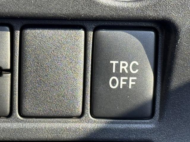 エスクァイア ハイブリッドGi ブラックテーラード 禁煙車 TRDフルエアロ 純正11インチ後席モニター 純正10インチナビ 両側電動スライドドア トヨタセーフティセンスC フルセグ バックカメラ 衝突軽減ブレーキ Bluetooth ビルドインETC(59枚目)