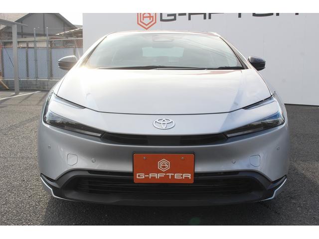 プリウス Ｘ　禁煙車　純正８インチディスプレイオーディオ　バックカメラ　フルセグテレビ　充電用ＵＳＢタイプＣ　レーダークルーズコントロール　ブラインドスポットモニター　ＥＴＣ２．０　オートマチックハイビーム（8枚目）