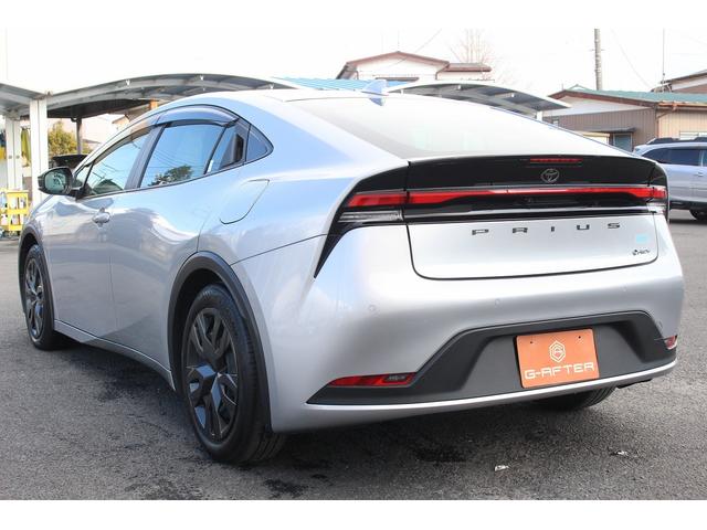 プリウス Ｘ　禁煙車　純正８インチディスプレイオーディオ　バックカメラ　フルセグテレビ　充電用ＵＳＢタイプＣ　レーダークルーズコントロール　ブラインドスポットモニター　ＥＴＣ２．０　オートマチックハイビーム（23枚目）