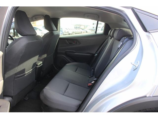 プリウス Ｘ　禁煙車　純正８インチディスプレイオーディオ　バックカメラ　フルセグテレビ　充電用ＵＳＢタイプＣ　レーダークルーズコントロール　ブラインドスポットモニター　ＥＴＣ２．０　オートマチックハイビーム（45枚目）