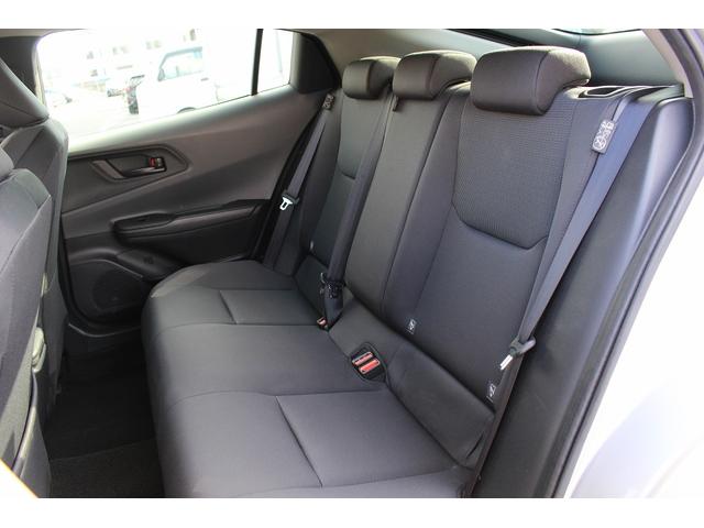 プリウス Ｘ　禁煙車　純正８インチディスプレイオーディオ　バックカメラ　フルセグテレビ　充電用ＵＳＢタイプＣ　レーダークルーズコントロール　ブラインドスポットモニター　ＥＴＣ２．０　オートマチックハイビーム（46枚目）