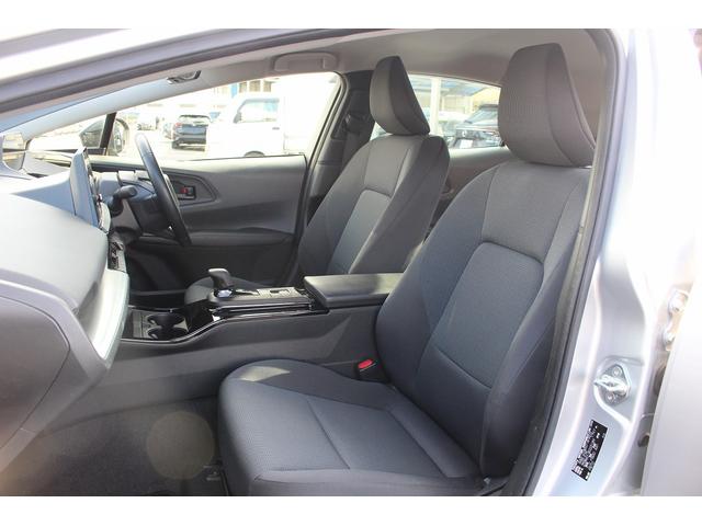 プリウス Ｘ　禁煙車　純正８インチディスプレイオーディオ　バックカメラ　フルセグテレビ　充電用ＵＳＢタイプＣ　レーダークルーズコントロール　ブラインドスポットモニター　ＥＴＣ２．０　オートマチックハイビーム（48枚目）