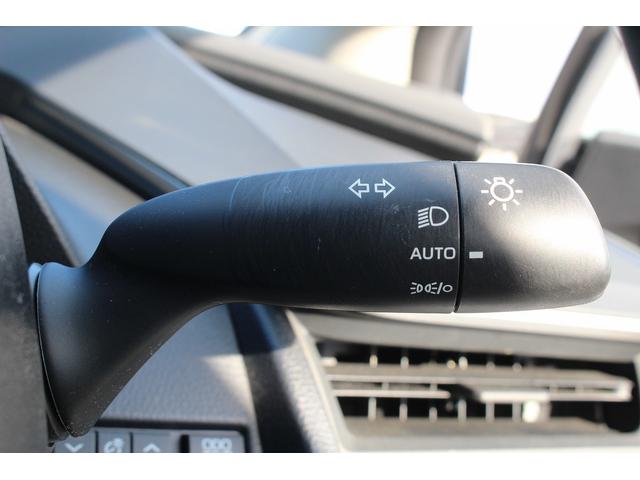 プリウス Ｘ　禁煙車　純正８インチディスプレイオーディオ　バックカメラ　フルセグテレビ　充電用ＵＳＢタイプＣ　レーダークルーズコントロール　ブラインドスポットモニター　ＥＴＣ２．０　オートマチックハイビーム（51枚目）