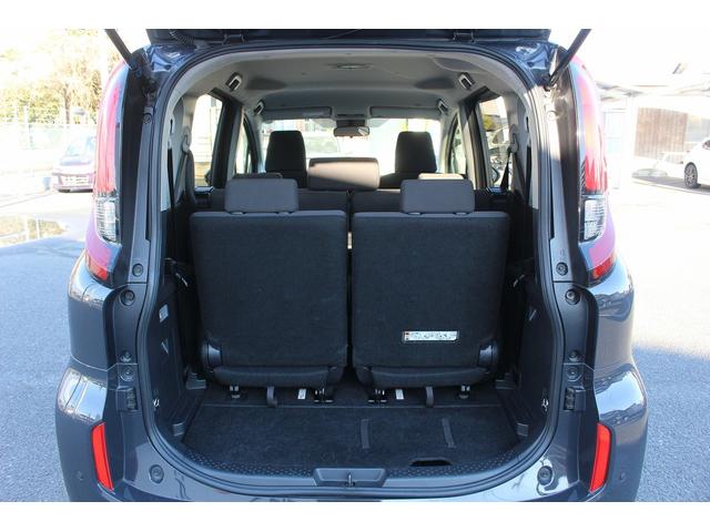 シエンタ ハイブリッドＧ　禁煙車　純正８型ディスプレイオーディオ　バックカメラ　ビルトインＥＴＣ　ブラインドスポットモニター　両側電動スライドドア　衝突軽減ブレーキ　レーダークルーズ　通信用ＵＳＢ端子　オートハイビーム（20枚目）