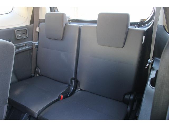 シエンタ ハイブリッドＧ　禁煙車　純正８型ディスプレイオーディオ　バックカメラ　ビルトインＥＴＣ　ブラインドスポットモニター　両側電動スライドドア　衝突軽減ブレーキ　レーダークルーズ　通信用ＵＳＢ端子　オートハイビーム（50枚目）