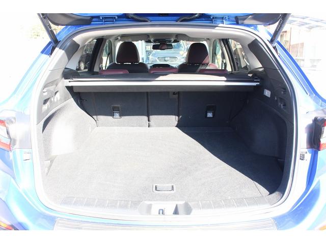 レヴォーグ ＳＴＩスポーツ　ＥＸ　禁煙車　純正１１．６インチナビ　フロントサイドバックカメラ　アイサイトＸ　１２．３インチフル液晶メーター　レーダークルーズ　フルセグ　自動後退機能付パワーシート　赤革シート　シートヒーター　ＥＴＣ（17枚目）