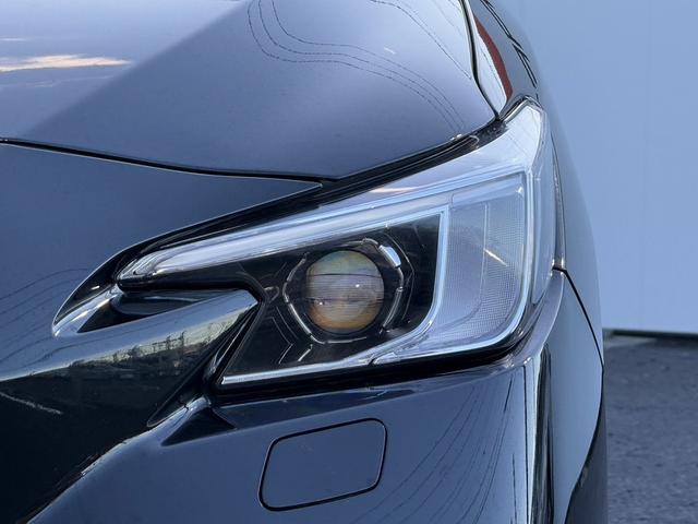 レヴォーグ ＳＴＩスポーツ　ＥＸ　禁煙車　ハーマンカードンサウンドシステム　３６０度カメラ　純正１１．６インチナビ　赤黒革シート　前後シートヒーター　ドライブモードセレクト　ハンズフリーパワーバックドア　１２．３インチフル液晶メーター（26枚目）