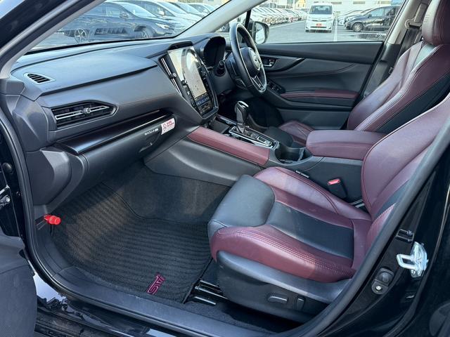 レヴォーグ ＳＴＩスポーツ　ＥＸ　禁煙車　ハーマンカードンサウンドシステム　３６０度カメラ　純正１１．６インチナビ　赤黒革シート　前後シートヒーター　ドライブモードセレクト　ハンズフリーパワーバックドア　１２．３インチフル液晶メーター（44枚目）