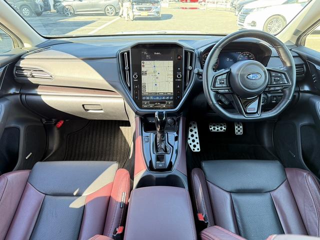 レヴォーグ ＳＴＩスポーツ　ＥＸ　禁煙車　赤革シート　純正１１．６インチナビ　フルセグ　アラウンドビューモニター　パワーバックドア　アイサイトＸ　メモリー機能付パワーシート　アダプティブクルーズコントロール　シートヒーター　ＥＴＣ（18枚目）