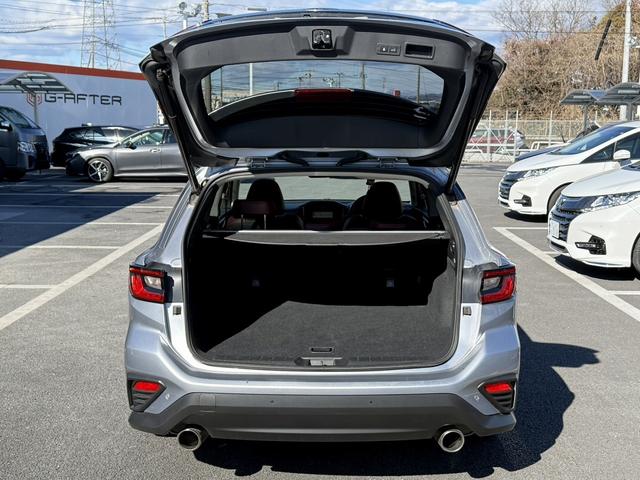 レヴォーグ ＳＴＩスポーツ　ＥＸ　禁煙車　赤革シート　純正１１．６インチナビ　フルセグ　アラウンドビューモニター　パワーバックドア　アイサイトＸ　メモリー機能付パワーシート　アダプティブクルーズコントロール　シートヒーター　ＥＴＣ（36枚目）