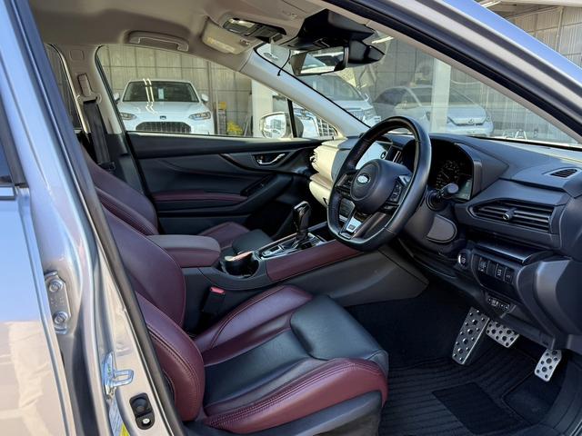 レヴォーグ ＳＴＩスポーツ　ＥＸ　禁煙車　赤革シート　純正１１．６インチナビ　フルセグ　アラウンドビューモニター　パワーバックドア　アイサイトＸ　メモリー機能付パワーシート　アダプティブクルーズコントロール　シートヒーター　ＥＴＣ（41枚目）