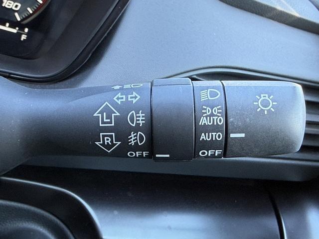 レヴォーグ ＳＴＩスポーツ　ＥＸ　禁煙車　赤革シート　純正１１．６インチナビ　フルセグ　アラウンドビューモニター　パワーバックドア　アイサイトＸ　メモリー機能付パワーシート　アダプティブクルーズコントロール　シートヒーター　ＥＴＣ（52枚目）