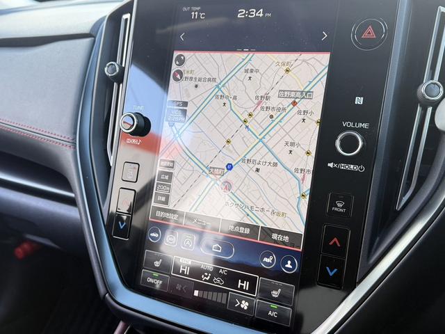 レヴォーグ ＳＴＩスポーツ　ＥＸ　禁煙車　赤革シート　純正１１．６インチナビ　フルセグ　バックサイドカメラ　パワーバックドア　アイサイトＸ　アダプティブクルーズ　シートヒーター　メモリ機能付パワーシート　パドルシフト　ＥＴＣ（3枚目）