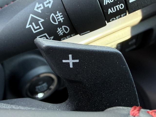 レヴォーグ ＳＴＩスポーツ　ＥＸ　禁煙車　赤革シート　純正１１．６インチナビ　フルセグ　バックサイドカメラ　パワーバックドア　アイサイトＸ　アダプティブクルーズ　シートヒーター　メモリ機能付パワーシート　パドルシフト　ＥＴＣ（49枚目）