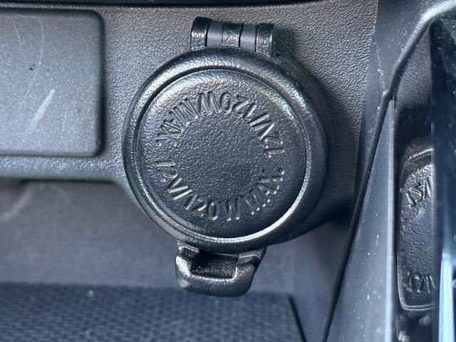 レヴォーグ ＳＴＩスポーツ　ＥＸ　禁煙車　赤革シート　純正１１．６インチナビ　フルセグ　バックサイドカメラ　パワーバックドア　アイサイトＸ　アダプティブクルーズ　シートヒーター　メモリ機能付パワーシート　パドルシフト　ＥＴＣ（57枚目）