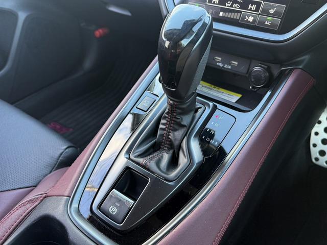 レヴォーグ ＳＴＩスポーツ　ＥＸ　禁煙車　赤革シート　純正１１．６インチナビ　フルセグ　バックサイドカメラ　パワーバックドア　アイサイトＸ　アダプティブクルーズ　シートヒーター　メモリ機能付パワーシート　パドルシフト　ＥＴＣ（59枚目）