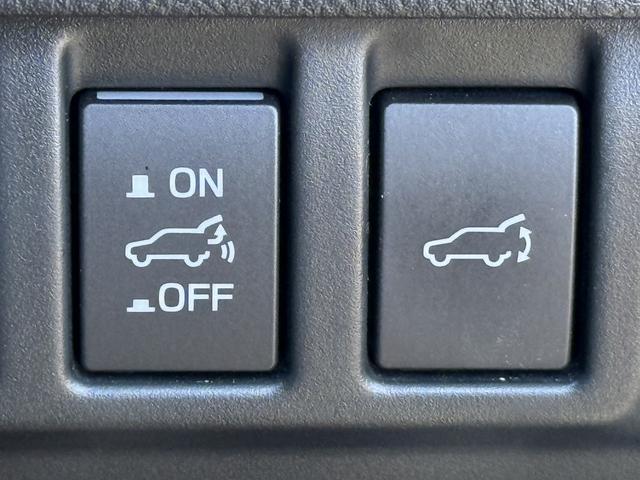 レヴォーグ ＳＴＩスポーツ　ＥＸ　禁煙車　純正１１．６インチナビ　黒革シート　フルセグ　フロント・サイド・バックカメラ　アイサイトＸ　アダプティブクルーズコントロール　パワーシート　シートヒーター　ＥＴＣ　電動リアゲート　ＬＥＤ（7枚目）