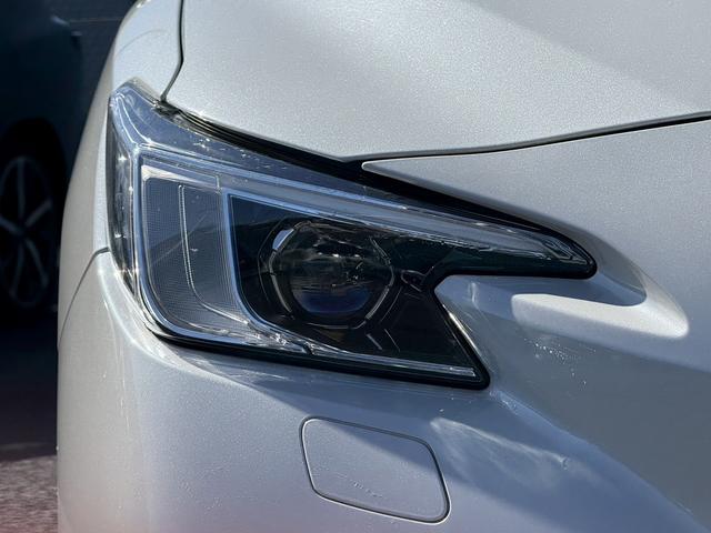 レヴォーグ ＳＴＩスポーツ　ＥＸ　禁煙車　純正１１．６インチナビ　黒革シート　フルセグ　フロント・サイド・バックカメラ　アイサイトＸ　アダプティブクルーズコントロール　パワーシート　シートヒーター　ＥＴＣ　電動リアゲート　ＬＥＤ（12枚目）