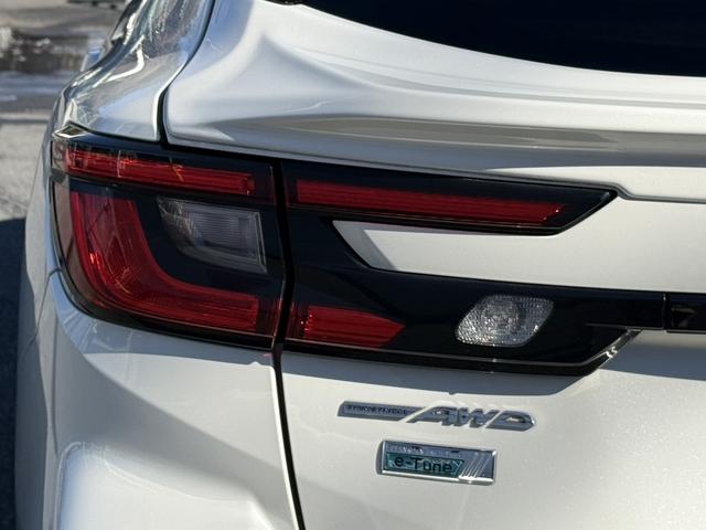 レヴォーグ ＳＴＩスポーツ　ＥＸ　禁煙車　純正１１．６インチナビ　黒革シート　フルセグ　フロント・サイド・バックカメラ　アイサイトＸ　アダプティブクルーズコントロール　パワーシート　シートヒーター　ＥＴＣ　電動リアゲート　ＬＥＤ（28枚目）