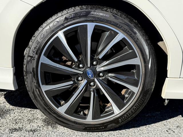 レヴォーグ ＳＴＩスポーツ　ＥＸ　禁煙車　純正１１．６インチナビ　黒革シート　フルセグ　フロント・サイド・バックカメラ　アイサイトＸ　アダプティブクルーズコントロール　パワーシート　シートヒーター　ＥＴＣ　電動リアゲート　ＬＥＤ（31枚目）