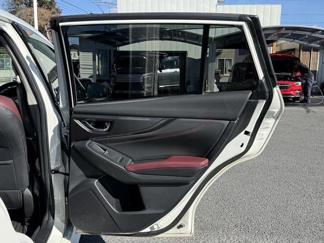 レヴォーグ ＳＴＩスポーツ　ＥＸ　禁煙車　純正１１．６インチナビ　黒革シート　フルセグ　フロント・サイド・バックカメラ　アイサイトＸ　アダプティブクルーズコントロール　パワーシート　シートヒーター　ＥＴＣ　電動リアゲート　ＬＥＤ（38枚目）