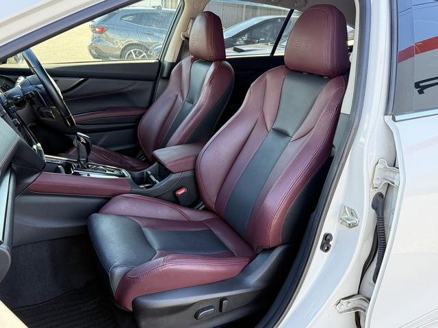 レヴォーグ ＳＴＩスポーツ　ＥＸ　禁煙車　純正１１．６インチナビ　黒革シート　フルセグ　フロント・サイド・バックカメラ　アイサイトＸ　アダプティブクルーズコントロール　パワーシート　シートヒーター　ＥＴＣ　電動リアゲート　ＬＥＤ（46枚目）