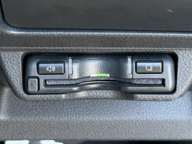 レヴォーグ ＳＴＩスポーツ　ＥＸ　禁煙車　純正１１．６インチナビ　黒革シート　フルセグ　フロント・サイド・バックカメラ　アイサイトＸ　アダプティブクルーズコントロール　パワーシート　シートヒーター　ＥＴＣ　電動リアゲート　ＬＥＤ（59枚目）