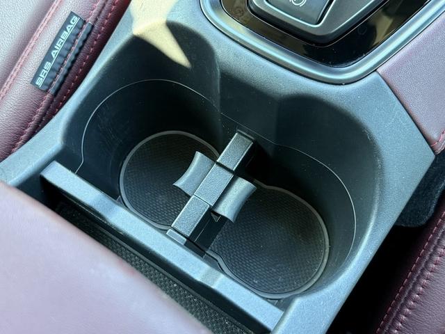 レヴォーグ ＳＴＩスポーツ　ＥＸ　禁煙車　純正１１．６インチナビ　黒革シート　フルセグ　フロント・サイド・バックカメラ　アイサイトＸ　アダプティブクルーズコントロール　パワーシート　シートヒーター　ＥＴＣ　電動リアゲート　ＬＥＤ（67枚目）