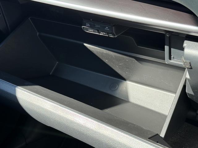 レヴォーグ ＳＴＩスポーツ　ＥＸ　禁煙車　純正１１．６インチナビ　黒革シート　フルセグ　フロント・サイド・バックカメラ　アイサイトＸ　アダプティブクルーズコントロール　パワーシート　シートヒーター　ＥＴＣ　電動リアゲート　ＬＥＤ（71枚目）