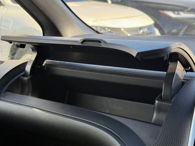 ���Ǝҗl�ւ̔̔��͂��f�肳���Ă��������܂��B�@�Ԍ������ԗ��̏ꍇ�́A�Ԍ����擾�������x�������z�ŕ\�����Ă���܂��B