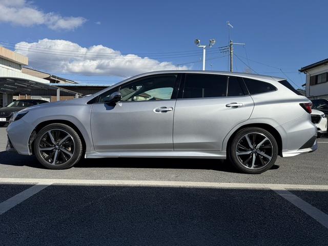 レヴォーグ ＧＴ－Ｈ　ＥＸ　禁煙車　純正１１．６インチナビ　フルセグ　フロント・サイド・バックカメラ　スマートリアビューミラー　アイサイトＸ　パワーシート　アダプティブクルーズコントロール　電動リアゲート　シートヒーター　ＥＴＣ（11枚目）