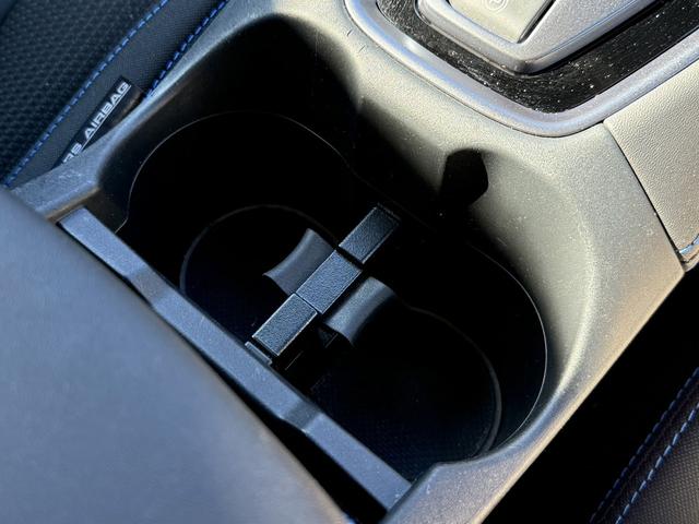 レヴォーグ ＧＴ－Ｈ　ＥＸ　禁煙車　純正１１．６インチナビ　フルセグ　フロント・サイド・バックカメラ　スマートリアビューミラー　アイサイトＸ　パワーシート　アダプティブクルーズコントロール　電動リアゲート　シートヒーター　ＥＴＣ（68枚目）