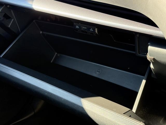 レヴォーグ ＧＴ－Ｈ　ＥＸ　禁煙車　純正１１．６インチナビ　フルセグ　フロント・サイド・バックカメラ　スマートリアビューミラー　アイサイトＸ　パワーシート　アダプティブクルーズコントロール　電動リアゲート　シートヒーター　ＥＴＣ（71枚目）