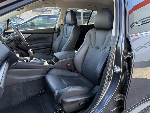 レヴォーグ ＧＴ－Ｈ　ＥＸ　禁煙車　オプション黒革シート　純正１１．６インチナビ　バックサイドカメラ　フルセグ　パワーバックドア　パドルシフト　アイサイトＸ　運転支援　メモリ機能付パワーシート　シートヒーター　ビルトインＥＴＣ（45枚目）