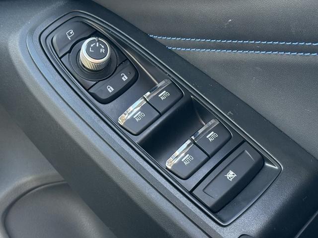 レヴォーグ ＧＴ－Ｈ　ＥＸ　禁煙車　オプション黒革シート　純正１１．６インチナビ　バックサイドカメラ　フルセグ　パワーバックドア　パドルシフト　アイサイトＸ　運転支援　メモリ機能付パワーシート　シートヒーター　ビルトインＥＴＣ（54枚目）