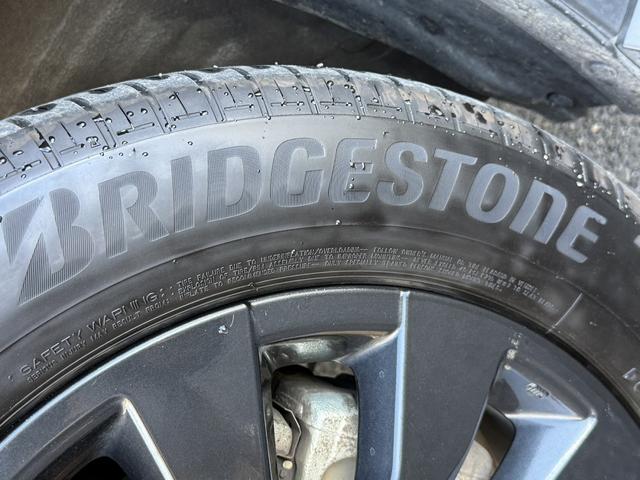 ���Ǝҗl�ւ̔̔��͂��f�肳���Ă��������܂��B�@�Ԍ������ԗ��̏ꍇ�́A�Ԍ����擾�������x�������z�ŕ\�����Ă���܂��B