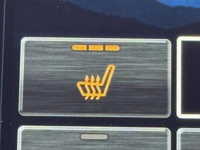 ���Ǝҗl�ւ̔̔��͂��f�肳���Ă��������܂��B�@�Ԍ������ԗ��̏ꍇ�́A�Ԍ����擾�������x�������z�ŕ\�����Ă���܂��B