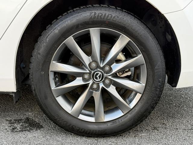 ＭＡＺＤＡ６セダン ＸＤ　禁煙車　純正ナビ　フルセグ　バックカメラ　衝突軽減ブレーキ　運転支援システム　ブラインドスポットモニター　アダプティブクルーズコントロール　ＥＴＣ２．０　レーンキープ　純正１７ＡＷ　ＬＥＤライト（32枚目）