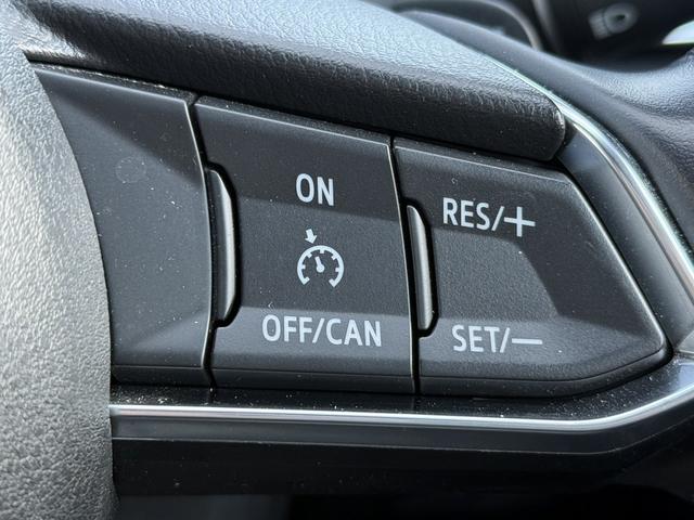 ＭＡＺＤＡ６セダン ＸＤ　禁煙車　純正ナビ　フルセグ　バックカメラ　衝突軽減ブレーキ　運転支援システム　ブラインドスポットモニター　アダプティブクルーズコントロール　ＥＴＣ２．０　レーンキープ　純正１７ＡＷ　ＬＥＤライト（50枚目）
