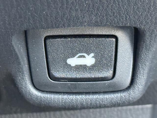 ＭＡＺＤＡ６セダン ＸＤ　禁煙車　純正ナビ　フルセグ　バックカメラ　衝突軽減ブレーキ　運転支援システム　ブラインドスポットモニター　アダプティブクルーズコントロール　ＥＴＣ２．０　レーンキープ　純正１７ＡＷ　ＬＥＤライト（57枚目）