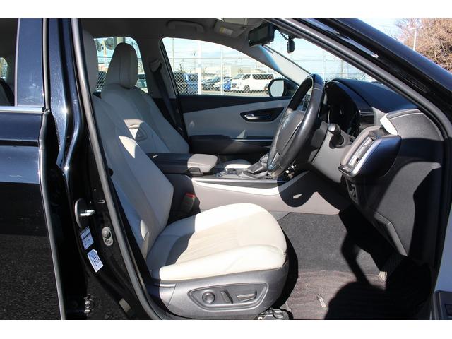 クラウンハイブリッド Ｇ　禁煙車　白革シート　純正１２．３インチナビ　フルセグ　衝突軽減ブレーキ　アラウンドビューモニター　デジタルインナーミラー　３眼ＬＥＤヘッド　ビルドインＥＴＣ２．０　シートエアコン　シートヒーター（43枚目）